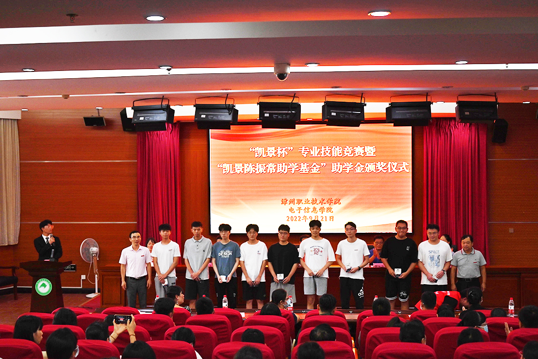 1664450202377297.jpg 02.jpg